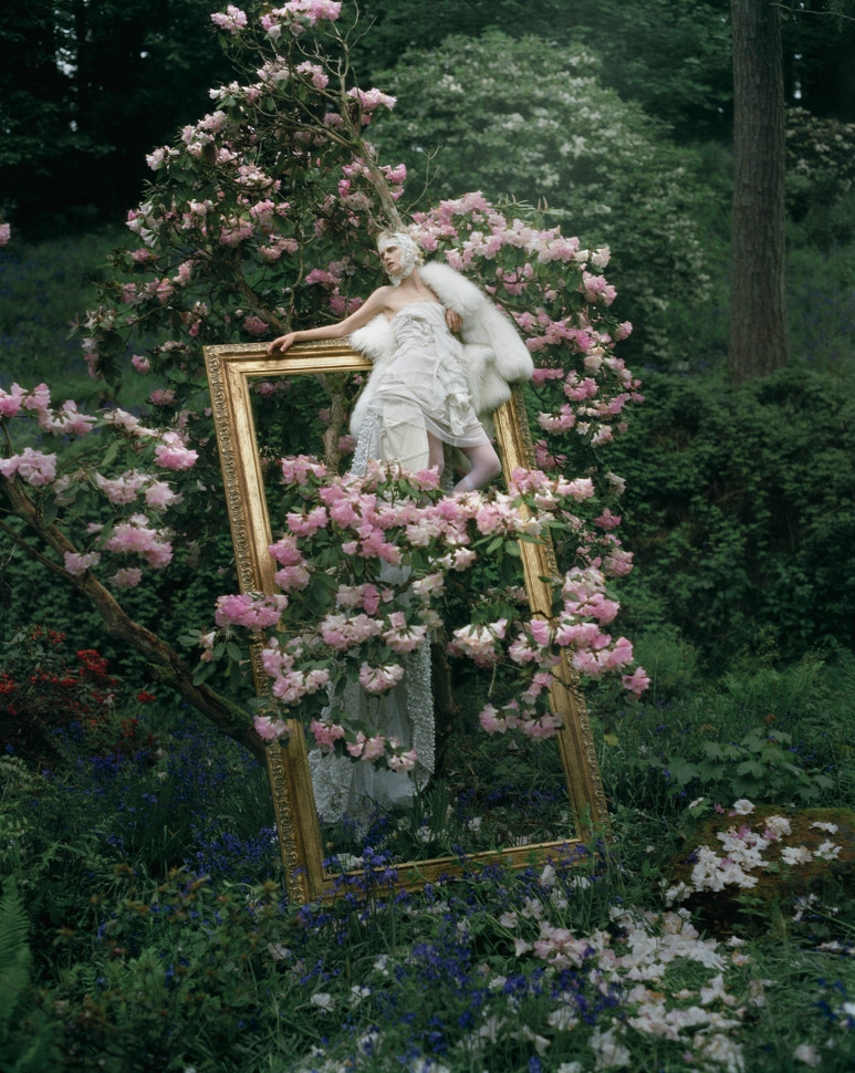 Tim Walker, 〈Tim Walker_Stella Tennant, Eglingham Hall, Northumberland〉, 2007 ©Tim Walker