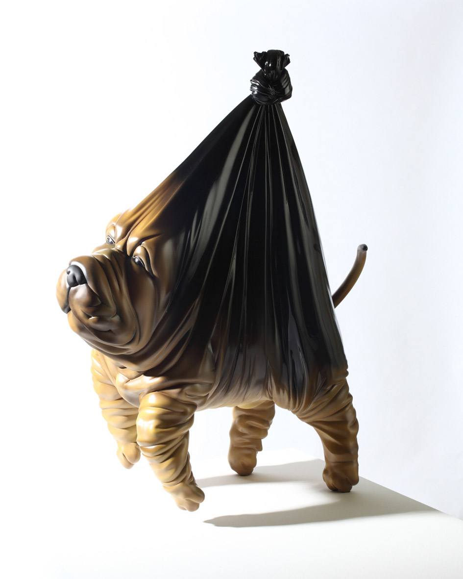 이동헌, Plastic Bag Dog, 2012, 레진에 우레탄도색, 80×60×50cm