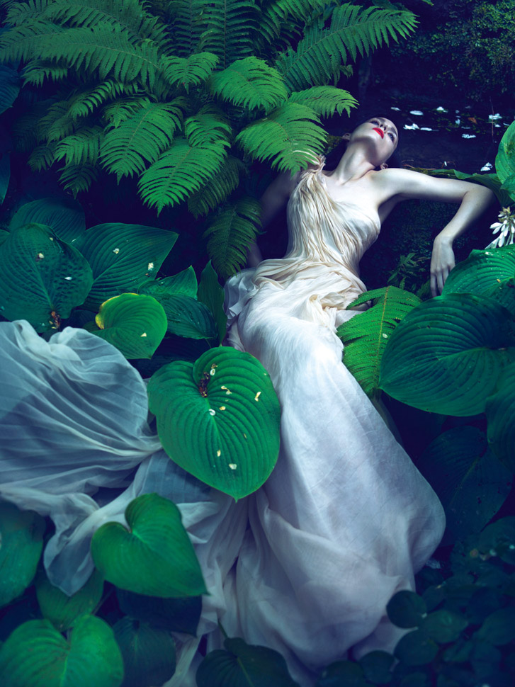 Mert Alas&Marcus Piggot, 〈Ophelia〉, 2011 ©Mert Alas and Marcus Piggott