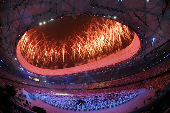 베이징올림픽 개막식. CG로 베이징 하늘을 수놓는 화려한 불꽃 (사진제공 : 픽사베이) 