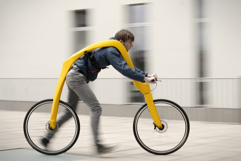 Tom Hambrock (DE) en Juri Spetter (DE), velocipede ‘FLIZ’, 2010, carbon, prototype, ⓒ ​Tom Hambrock and Juri Spetter
