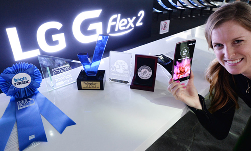 ‘CES 2015’에서 10개의 상을 수상한 LG전자의 프리미엄 스마트폰 ‘G 플렉스2’
