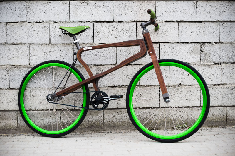 Matteo Zugnoni (IT), city bike, ‘WooBi’, wood and steel, prototype, 2015, ⓒ ​Matteo Zagnoni