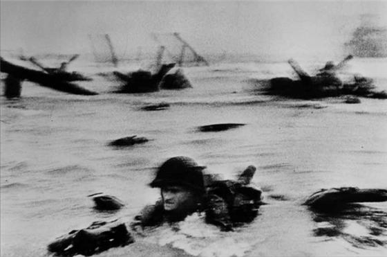 디데이, 노르망디, 프랑스, 1944년 6월 D-Day, Normandy, France, June 1944 © Robert Capa / International Center of Photography / Magnum Photos